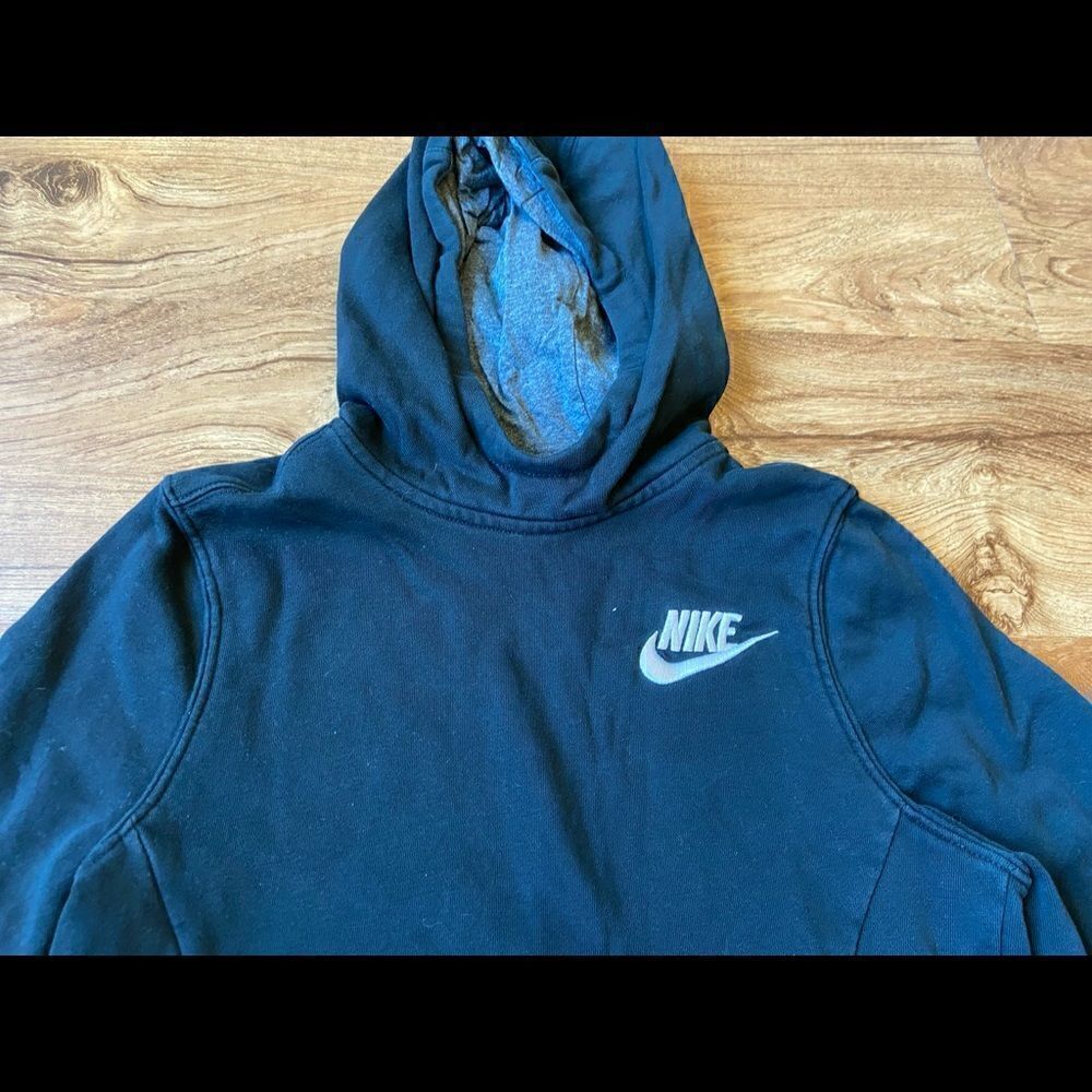 Kids Nike black hoodie - Picture 3 of 3